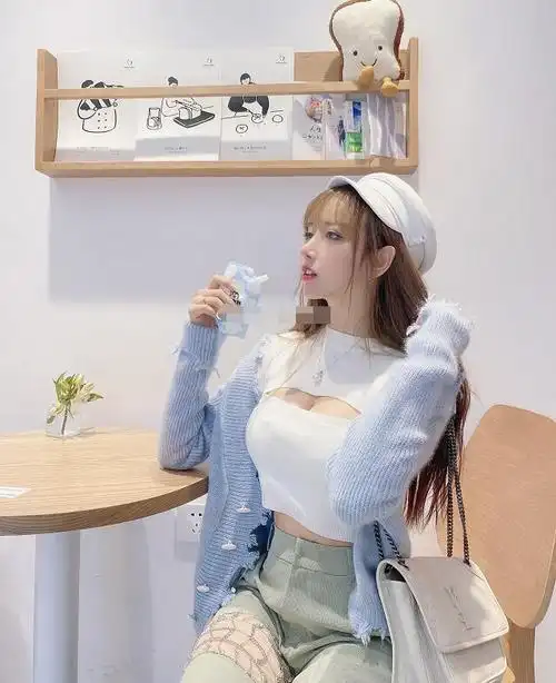 斗鱼过期米线线喵最新全套生活照高清过期米线线喵福利性感写真套图