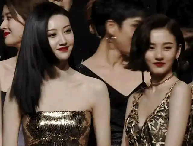 同时撞脸张柏芝和林青霞的宋祖儿,算娱乐圈单靠颜值出圈的女星吗