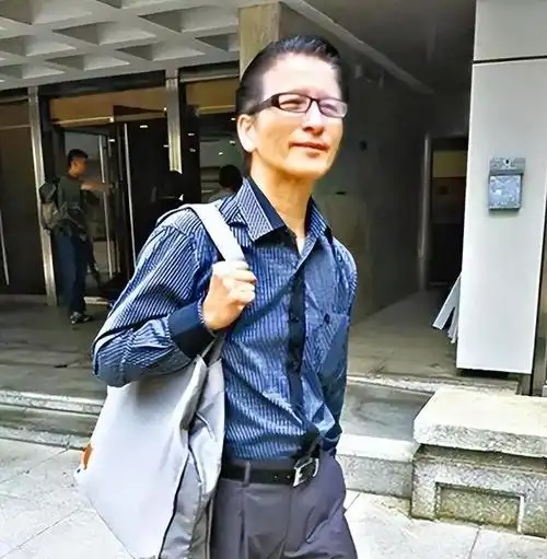 回顾何傲儿26岁委身大51岁的林建名债务还清潇洒离去