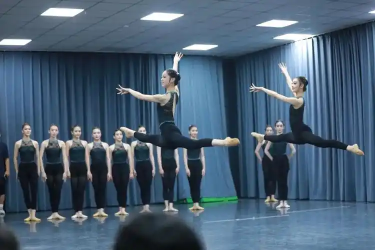 舞研舞蹈艺考一站式服务丨为安徽舞蹈生的艺考之路保驾护航!