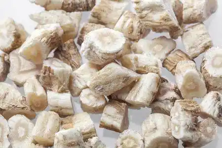 中药材沙参分为北沙参和南沙参,不同的种类的效果不同,使用的方式和