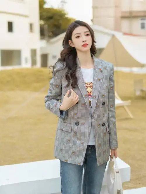ootd职场通勤格纹西装超减龄搭配法