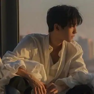 男生头像温暖治愈系真人因自太帅没人敢爱