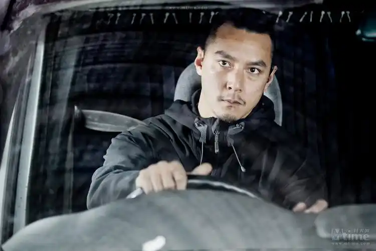 p>《窃听风云2》是博纳影业,银都机构联合出品的香港警匪电影,由 a