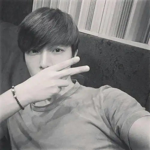 男朋友的比耶与日常