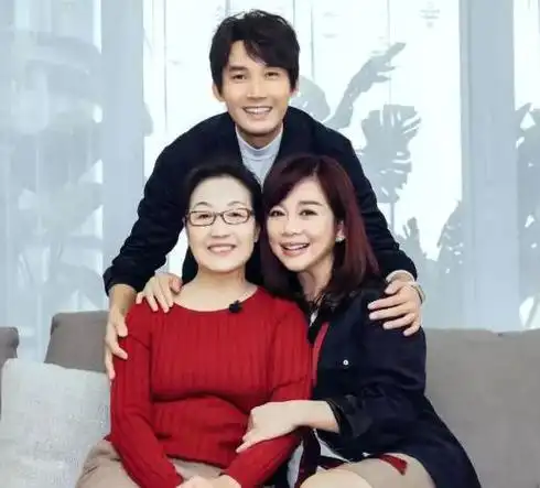 著名演员张铎:我这辈子最正确的决定,就是娶了一个大8岁的妻子