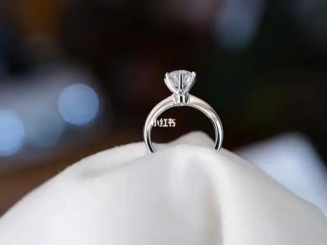 客订出货一克拉高托六爪