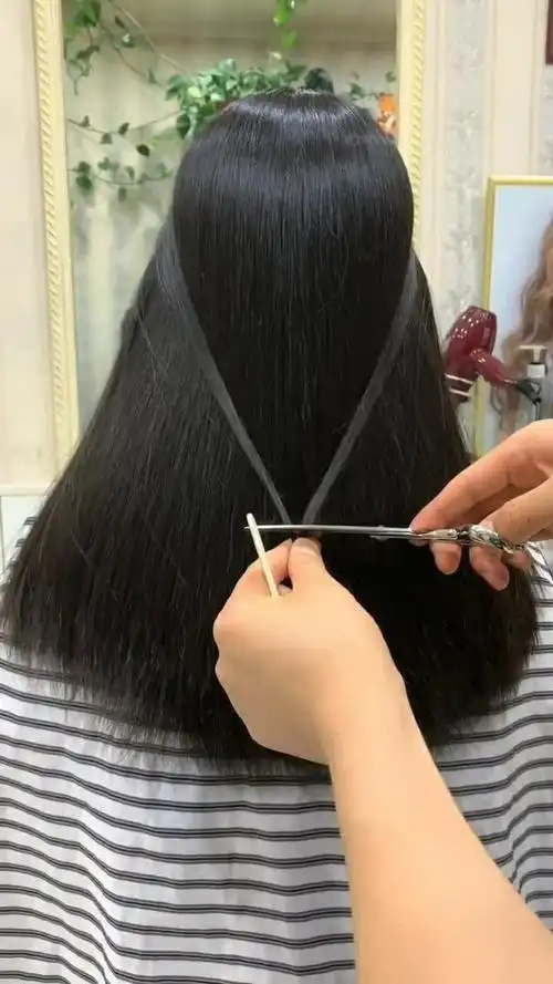 今天给美女剪个漂亮的马尾答应我一定要看到最后