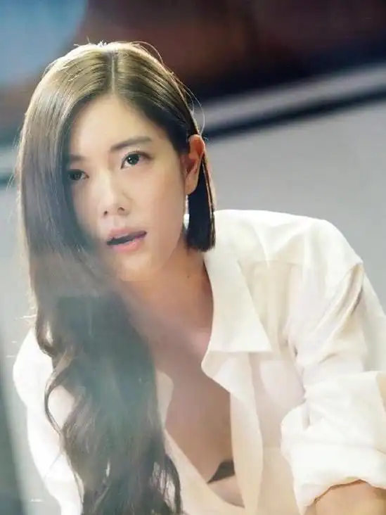 李成敏《情圣》剧照