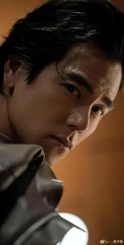 彭于晏铁血硬汉帅气写真壁纸