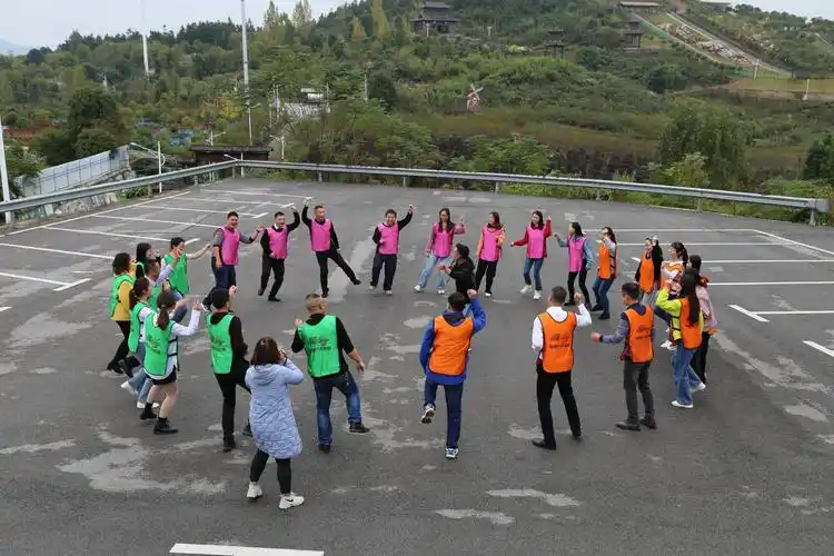 一群走得更远的人——伏口中学班主任团建活动掠影