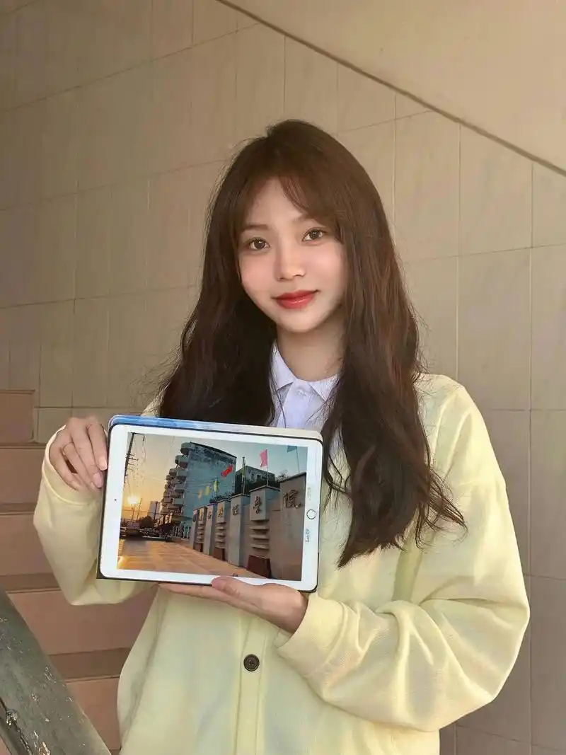 不会吧不会吧,谁还没个菜园的手机壁纸呀!#举牌拍照挑战#壁纸 - 抖音