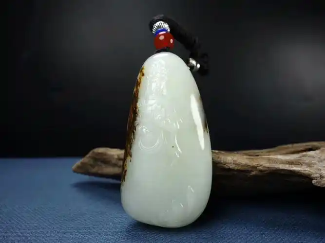 【和田玉含证书礼盒挂绳】【观音