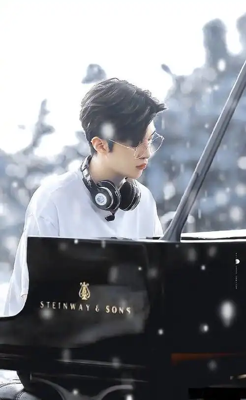 范丞丞主演左肩有你期待饰演蒋丞的精彩演绎少年青春热血