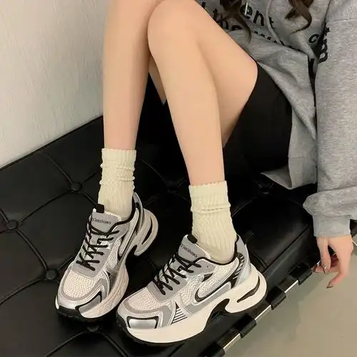 女2024年新款春秋冬季子休闲运动女鞋港风显脚小跑步鞋厚底老爹鞋