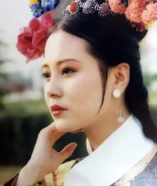 《雍正王朝》全剧最美郑春华,扮演者武晔不光长得漂亮身材也好辣