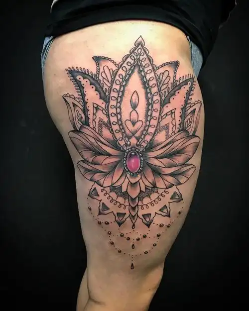 庾小姐大腿梵花纹身图案