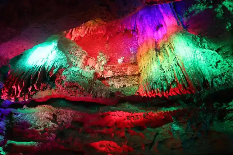 10.2清风户外沂水大峡谷,萤火虫水洞,蝴蝶谷休闲一日游