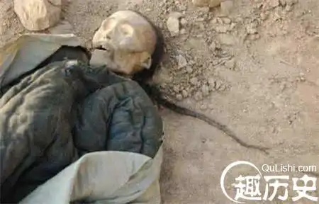 [康熙年间铜钱价格]揭秘康熙年间"诈尸案",棺材里坐起挂着血的尸体