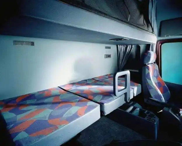 在汽车驾驶这一领域,最为辛苦的就是大货车司机了,因为在过去几年