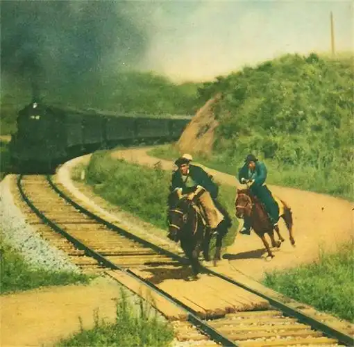 铁道游击队中队长的原型是谁建国后被授予了什么军衔