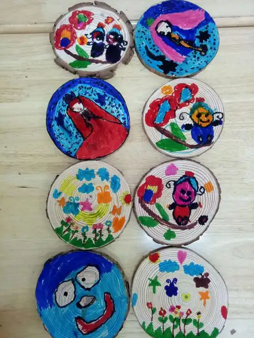 珑晟幼儿园《木头画》大班级托管美术活动