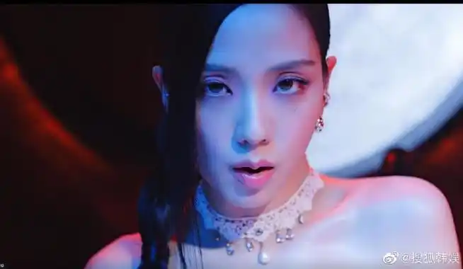 jisoo回归造型##金智秀造型