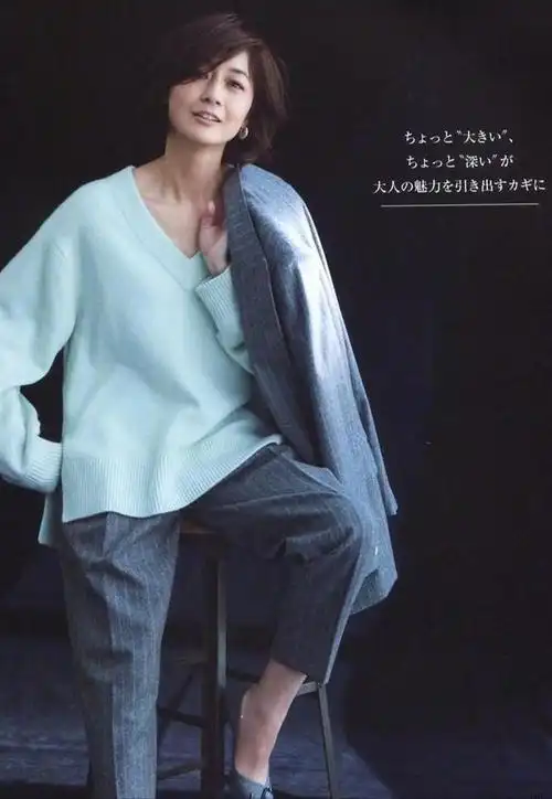 日本中年女士的优雅穿搭,尽显知性之美