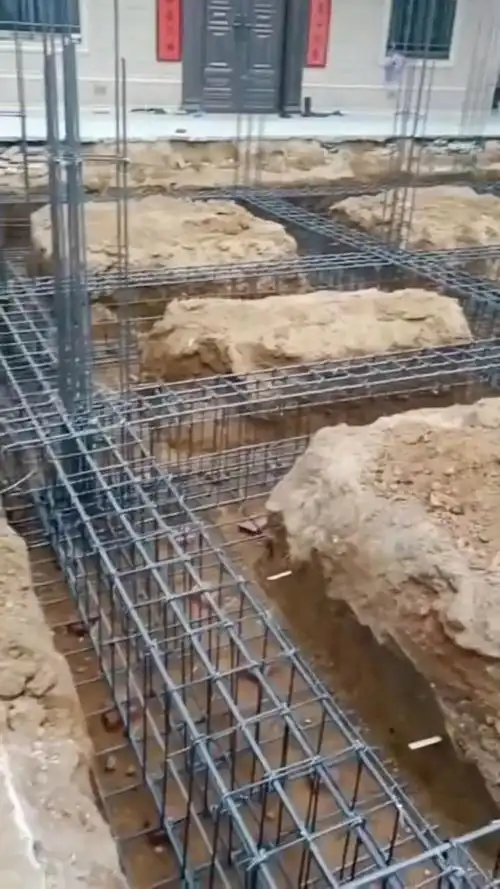 条形基础,看看这钢筋下得猛不猛,这样可以建几层