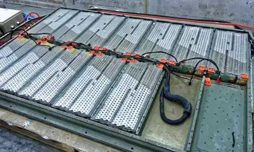 为什么特斯拉汽车要用7000多节18650锂电池组