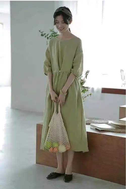 抹茶绿棉麻连衣裙
