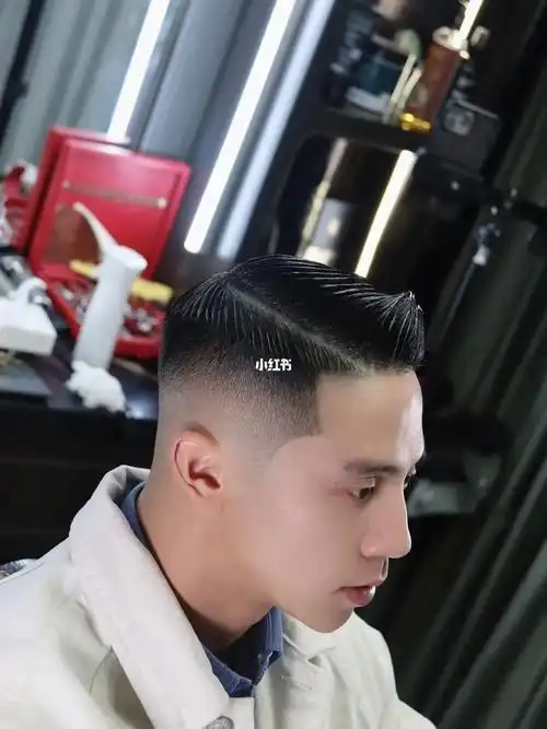 男士经典商务油头