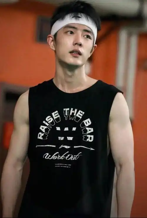 肖战#想摸老公的大肌肉和大胸肌