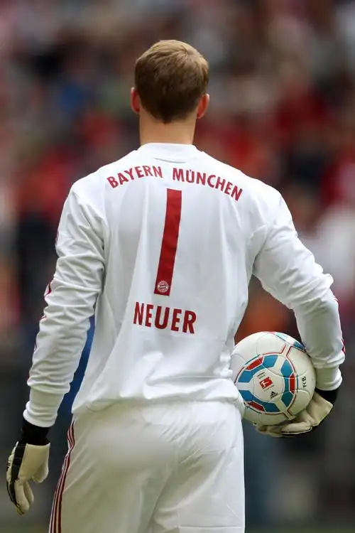 拜仁高清图##诺伊尔#背号/背影图合集  拜仁