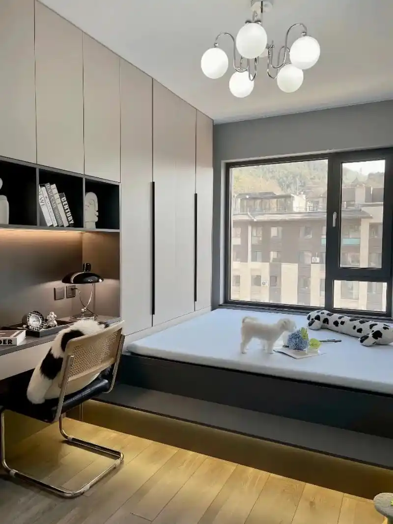 儿童房设计.不到9平米 2023年小卧室装修做这样的榻榻米衣 - 抖音