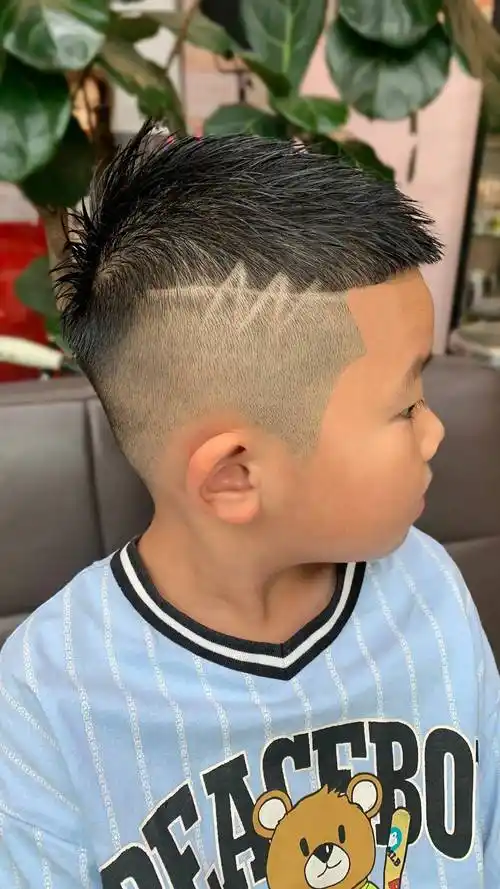 原创最帅气小男孩发型15款清爽有型真精神赶快挑一款吧