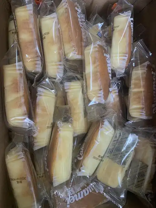 反馈组里安利华美拔丝面包!还不戳!