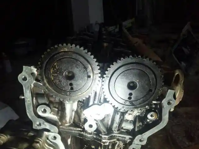 金牛星lj473q双凸轮正时图谁有是剪头向上还是朝下