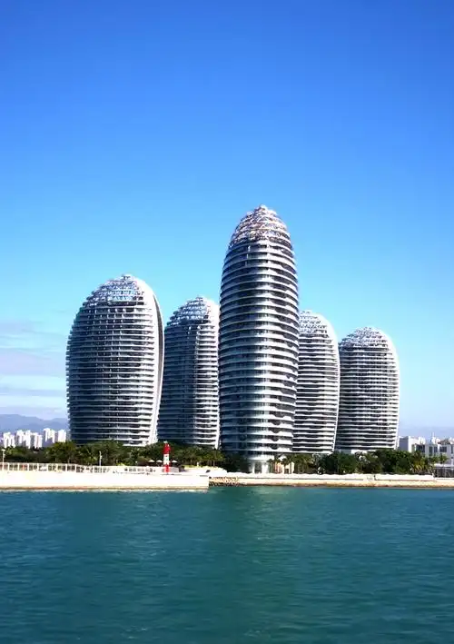 三亚标志性建筑凤凰岛五指楼