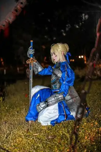 saber fate 战损 cos