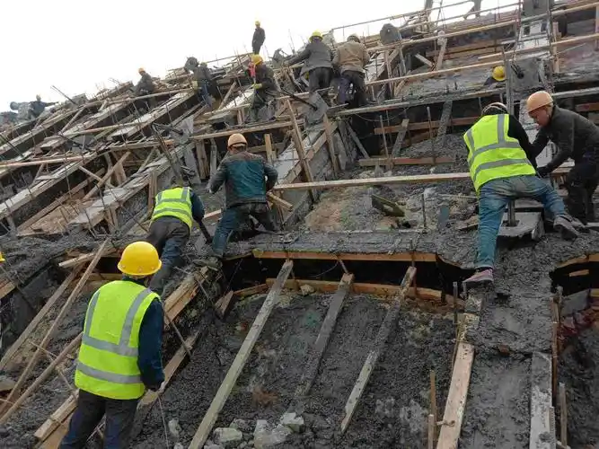 贵州铜仁框架梁边坡工程