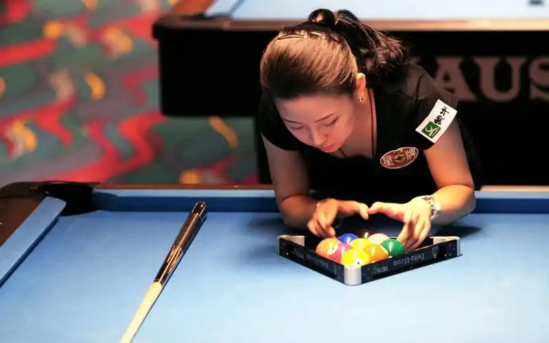 九球天后潘晓婷台球美女