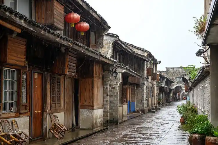 它是临海第一古街满载了台州府城千余年的古韵遗风门票免费