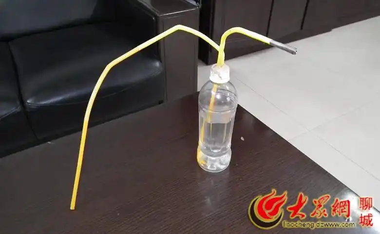 驾驶无牌摩托车露马脚竟是吸毒男子