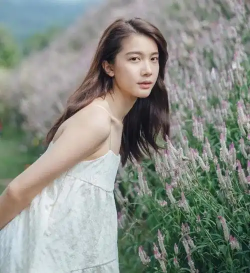 罕见发声回应女神林宣妤多次被传怀李泽楷骨肉这些无知的人群