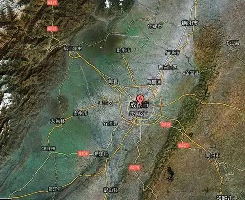 成都平原地形图牧马山的树,最常见的是楮树,俗称构树,为成都本地树种