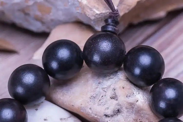 紫光檀文玩佛珠手串电商产品摄影