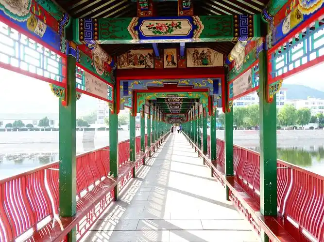 水上公园仿古长廊