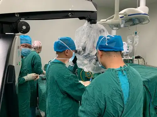 益阳市三医院神经外科成功开展经鼻蝶窦垂体瘤切除术