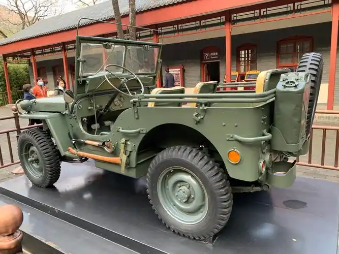 解放战争时期的军用吉普车